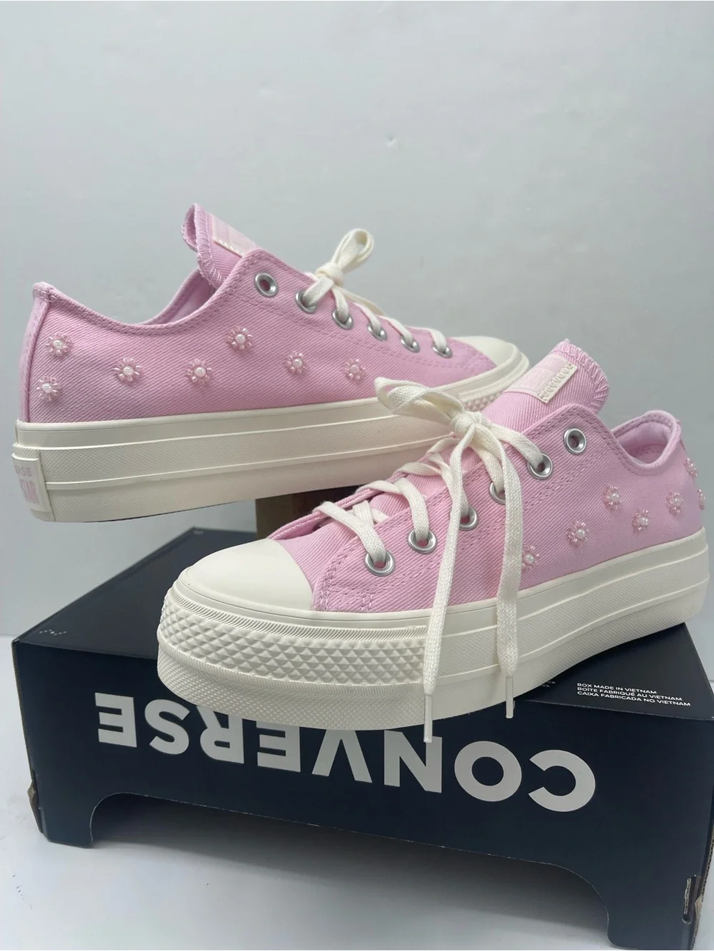 Converse CTAS LIFT OX NEW FOUND BLOOM/EGRET/EGRET Platform Sneakers A16108C